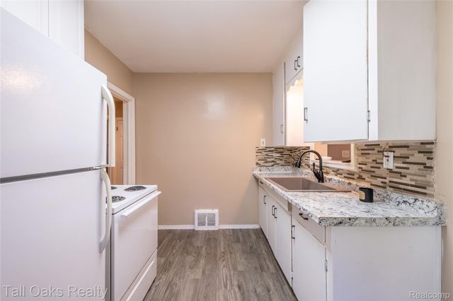 2605 Nebraska Avenue, Flint, MI 48506