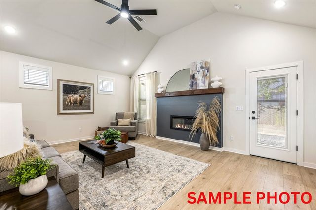 2729 Meditation Loop, Springdale, AR 72764