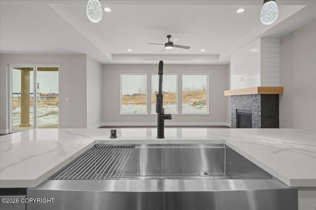 2194 S Skyward View Circle, Palmer, AK 99645