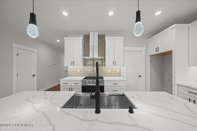 2194 S Skyward View Circle, Palmer, AK 99645