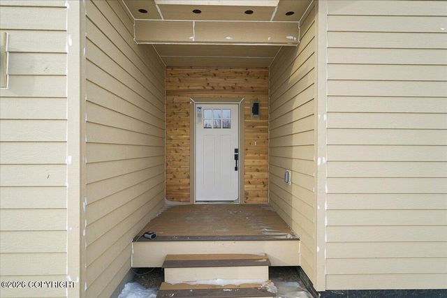 2194 S Skyward View Circle, Palmer, AK 99645