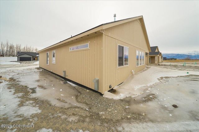 2194 S Skyward View Circle, Palmer, AK 99645