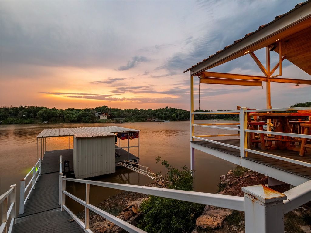 4650 Thunderbird Drive, May, TX 76857