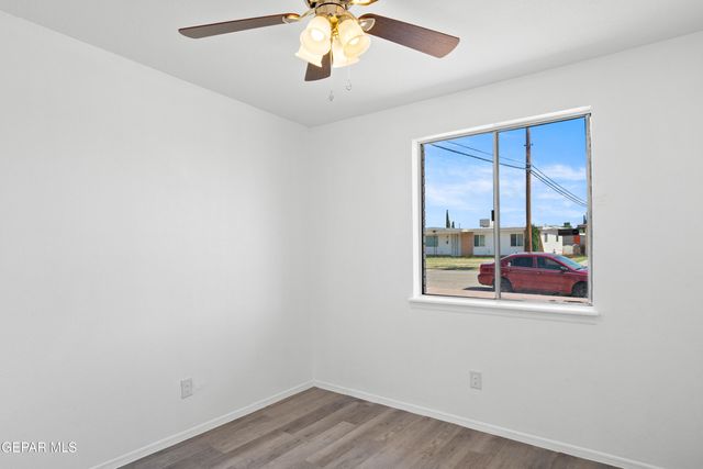 10561 CHAMPLAIN Street, El Paso, TX 79924