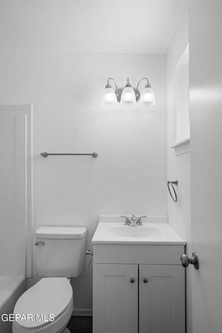 10561 CHAMPLAIN Street, El Paso, TX 79924