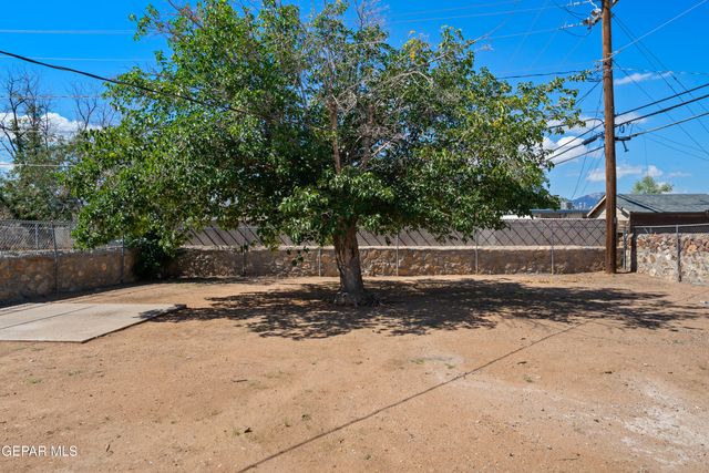10561 CHAMPLAIN Street, El Paso, TX 79924