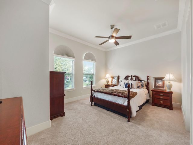 11 Kimberling Court, Tomball, TX 77375