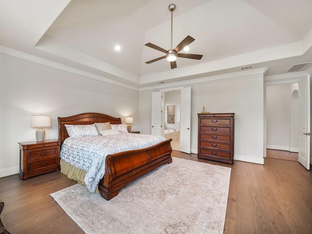 11 Kimberling Court, Tomball, TX 77375
