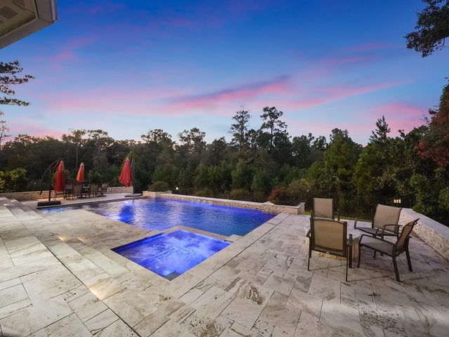 11 Kimberling Court, Tomball, TX 77375