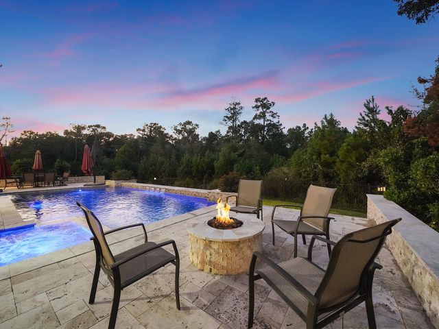 11 Kimberling Court, Tomball, TX 77375