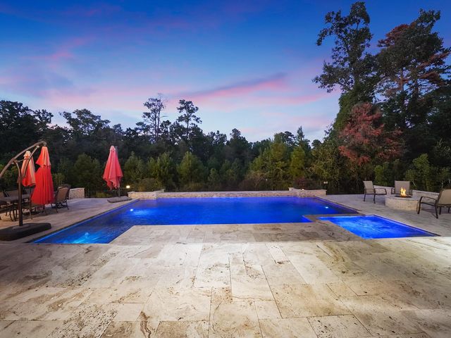 11 Kimberling Court, Tomball, TX 77375