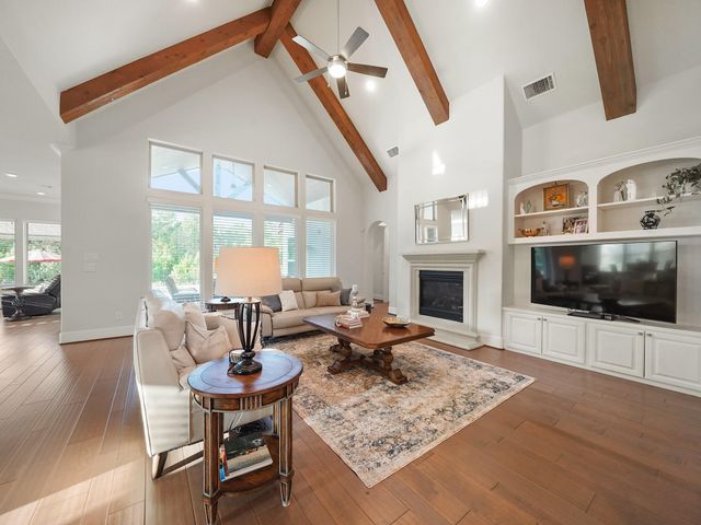 11 Kimberling Court, Tomball, TX 77375