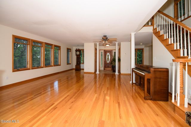 1127 Leesome Lane, Altamont, NY 12009