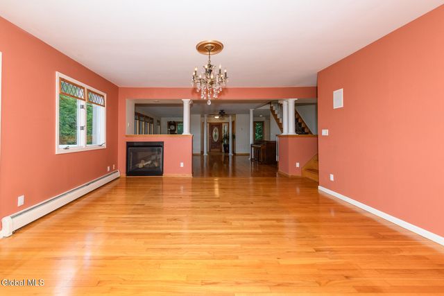 1127 Leesome Lane, Altamont, NY 12009