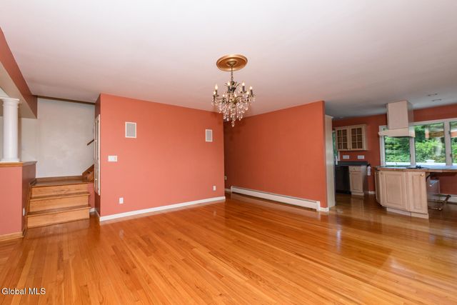 1127 Leesome Lane, Altamont, NY 12009