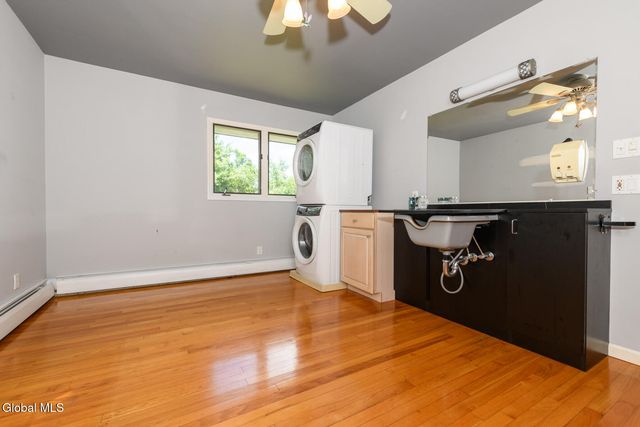 1127 Leesome Lane, Altamont, NY 12009