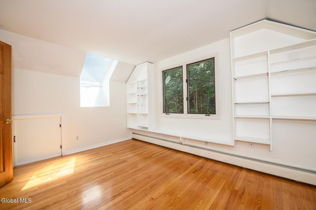 1127 Leesome Lane, Altamont, NY 12009