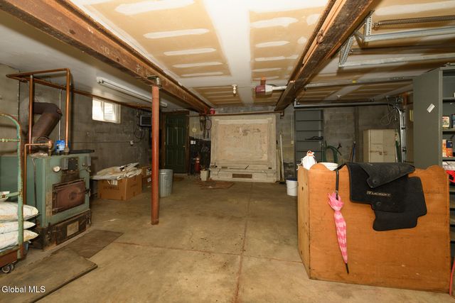 1127 Leesome Lane, Altamont, NY 12009