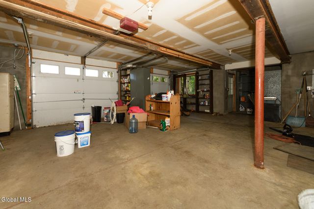 1127 Leesome Lane, Altamont, NY 12009