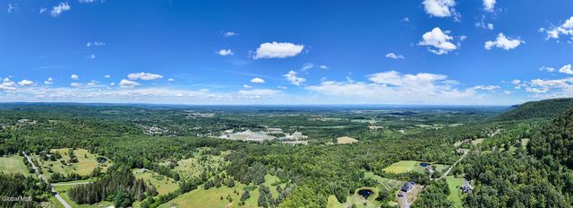 1127 Leesome Lane, Altamont, NY 12009