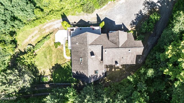 1127 Leesome Lane, Altamont, NY 12009