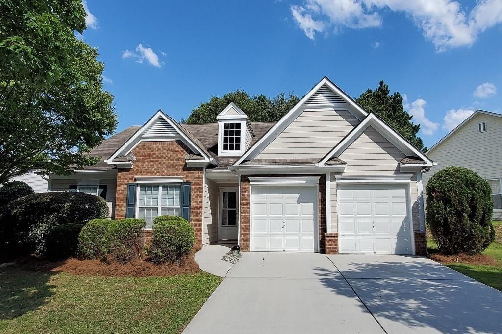 3350 Cooper Woods Drive, Loganville, GA 30052