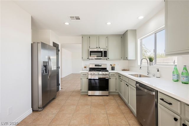 9506 Golden Scots Court, Las Vegas, NV 89123