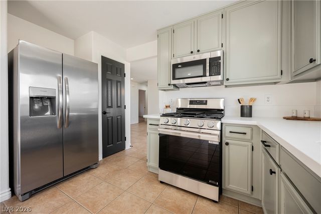 9506 Golden Scots Court, Las Vegas, NV 89123