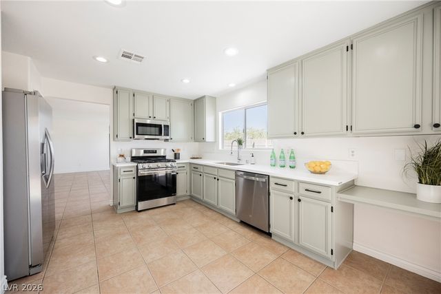 9506 Golden Scots Court, Las Vegas, NV 89123