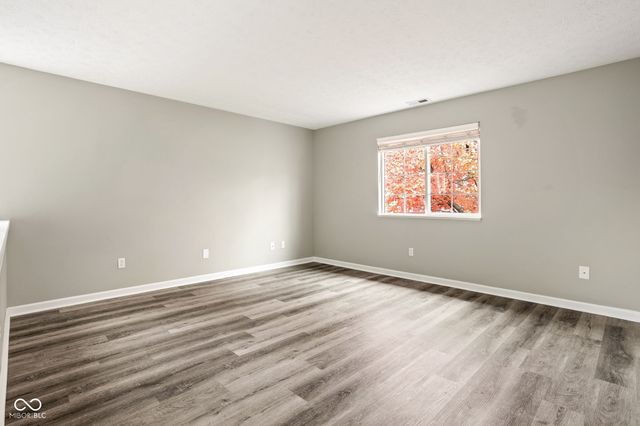 9989 Worthington Boulevard, Fishers, IN 46038