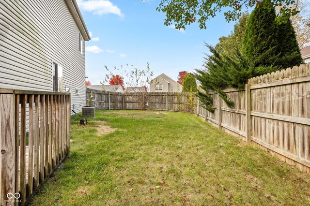 9989 Worthington Boulevard, Fishers, IN 46038