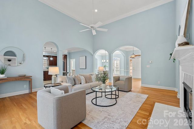 15919 Stonemont Road 235, Huntersville, NC 28078