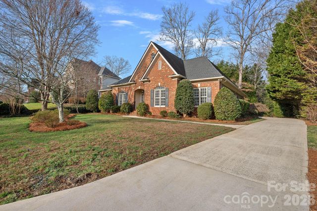 15919 Stonemont Road 235, Huntersville, NC 28078
