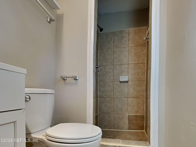 2005 FIGARO Lane, Jacksonville, FL 32210