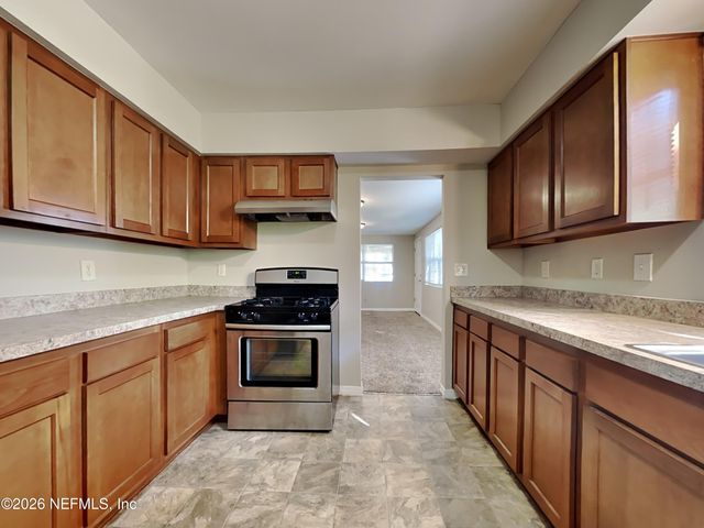 2005 FIGARO Lane, Jacksonville, FL 32210