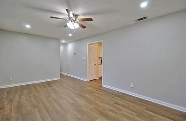 145 Fowler Street, Hinesville, GA 31313
