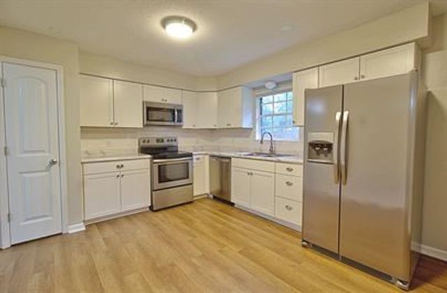 145 Fowler Street, Hinesville, GA 31313