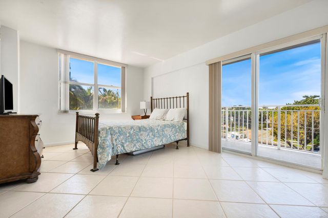 4511 S Ocean Boulevard 101, Highland Beach, FL 33487