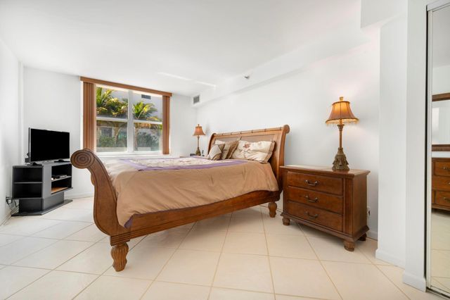 4511 S Ocean Boulevard 101, Highland Beach, FL 33487