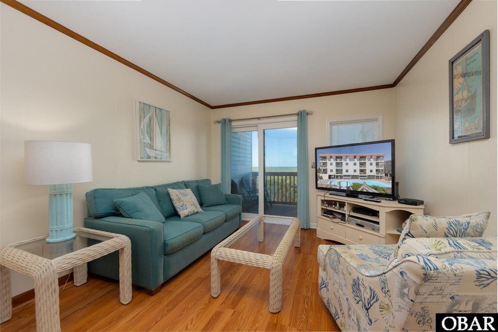 Image 11 of property listing at 5515 S Virginia Dare Trl Unit B-2, Nags Head, NC 27959