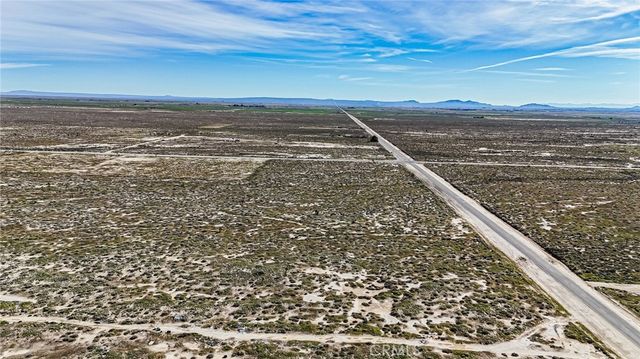 2895 E Avenue G, Roosevelt, CA 93535