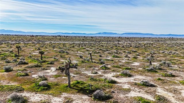 2895 E Avenue G, Roosevelt, CA 93535