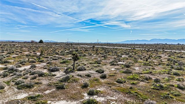 2895 E Avenue G, Roosevelt, CA 93535