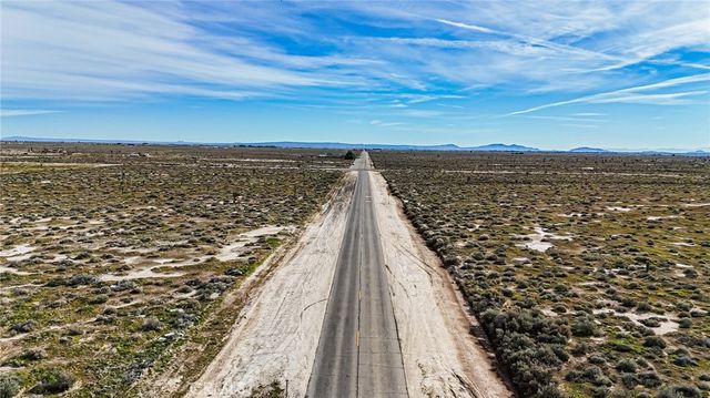 2895 E Avenue G, Roosevelt, CA 93535