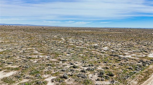 2895 E Avenue G, Roosevelt, CA 93535