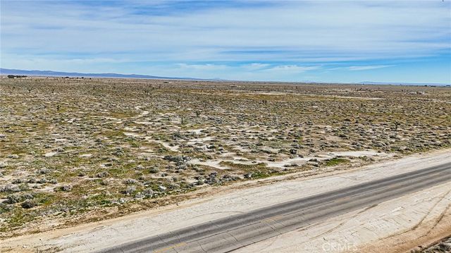 2895 E Avenue G, Roosevelt, CA 93535