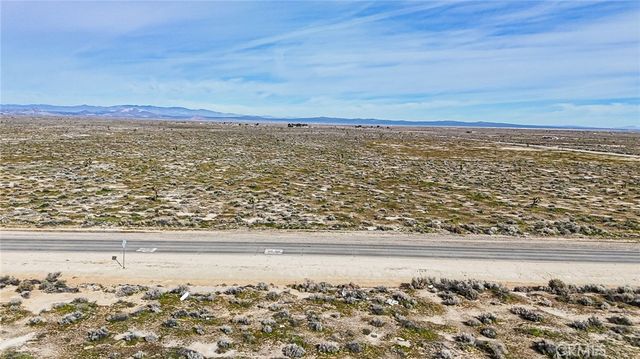 2895 E Avenue G, Roosevelt, CA 93535