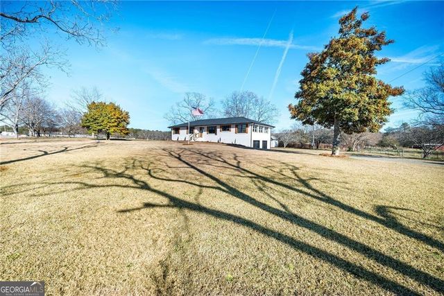 3241 Broadnax Mill Road, Loganville, GA 30052