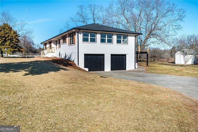 3241 Broadnax Mill Road, Loganville, GA 30052