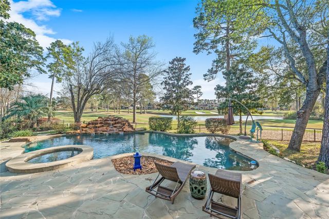 42 Forest Green Trail, Kingwood, TX 77339